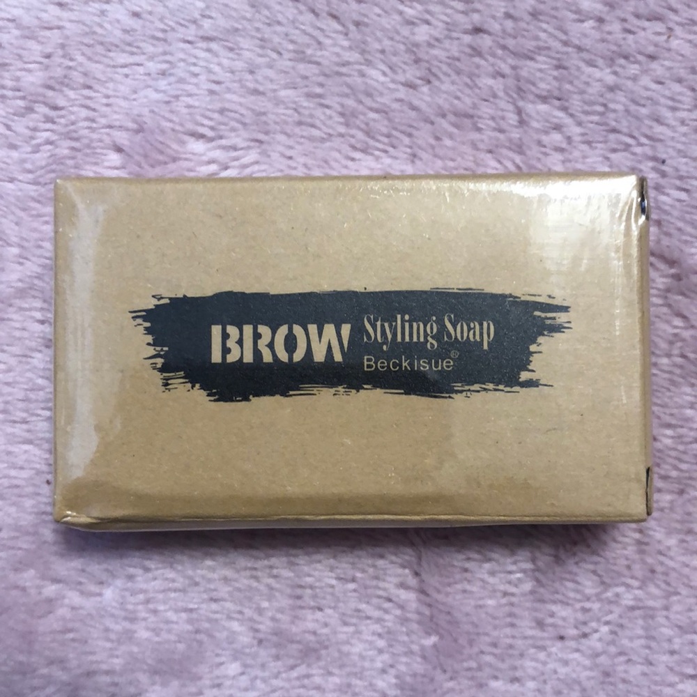 Eyebrow styling soap